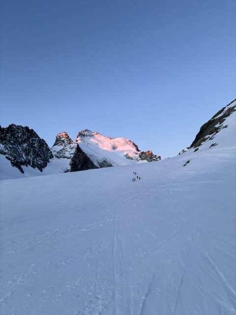 04 - 05 - 06 avril 2026 : Sortie ski ÉCRINS 8 image14 rotated